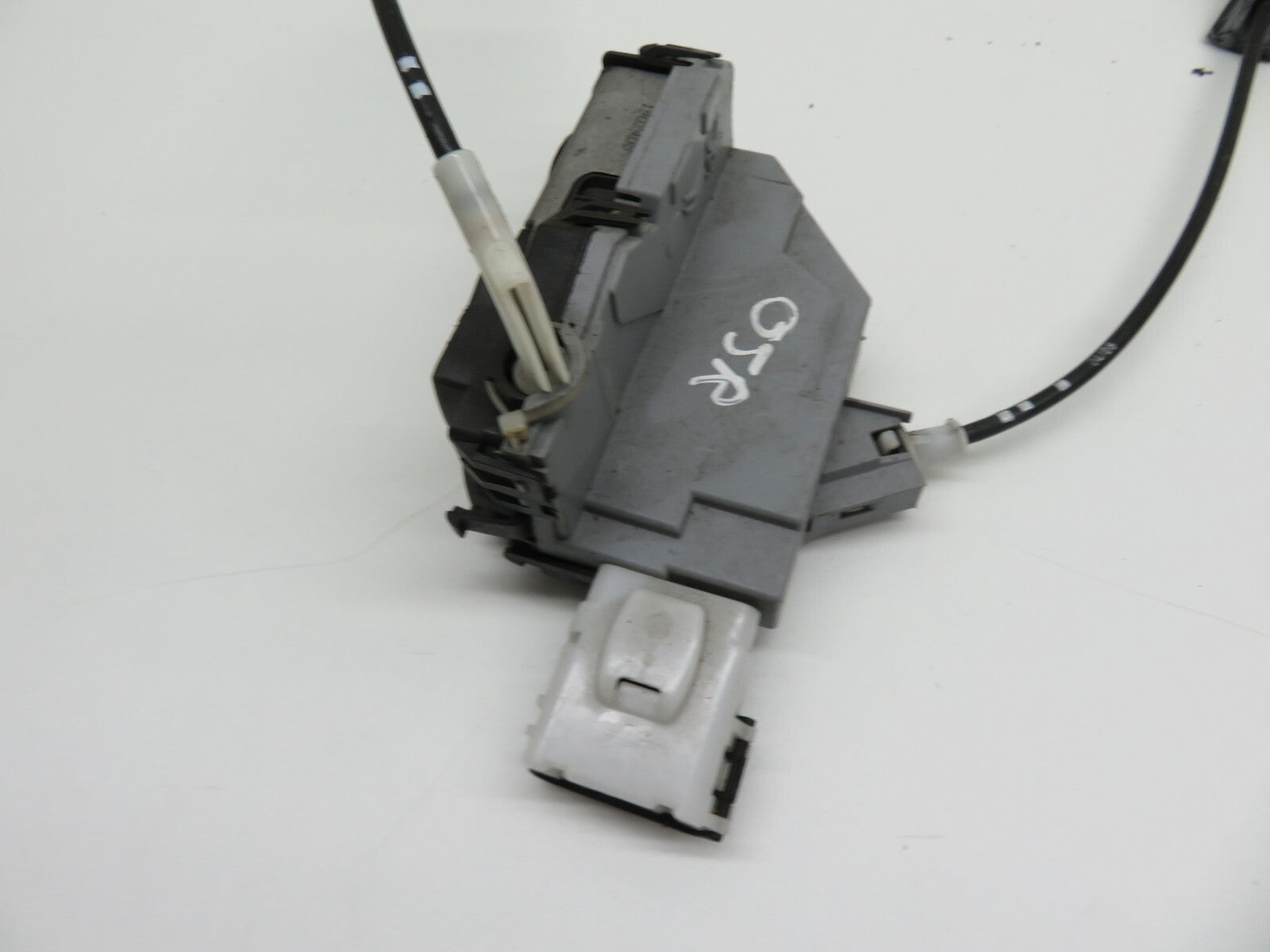 CITROEN C5 X7 OSR DOOR LOCK CATCH PSA574394 2008-2015 1528