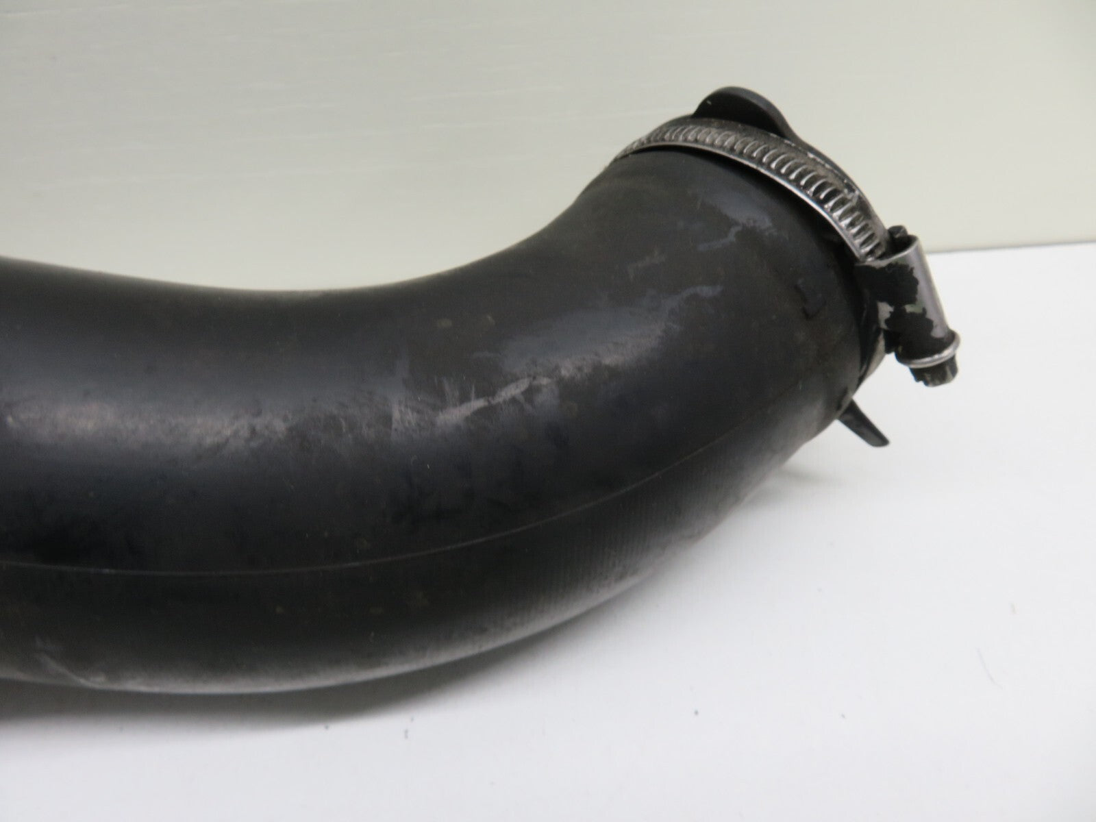 FORD FOCUS MK2 ST225 AIR INTAKE PIPE 08692401 2006-2010 1654-7