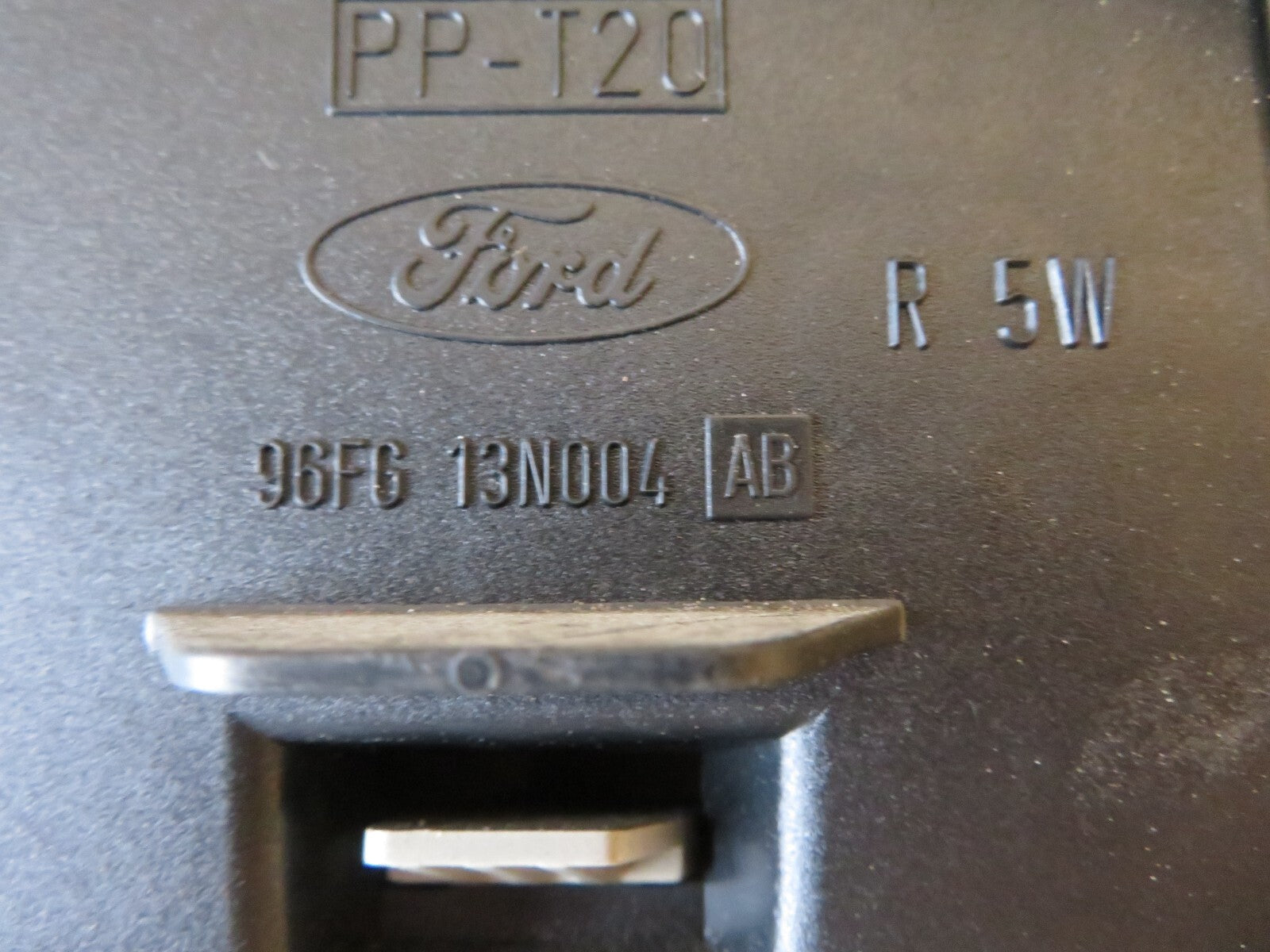 FORD FIESTA MK4 OS REAR TAIL LIGHT 96FG13N004AB (SEE PHOTOS) 1997-2002 AMS1720