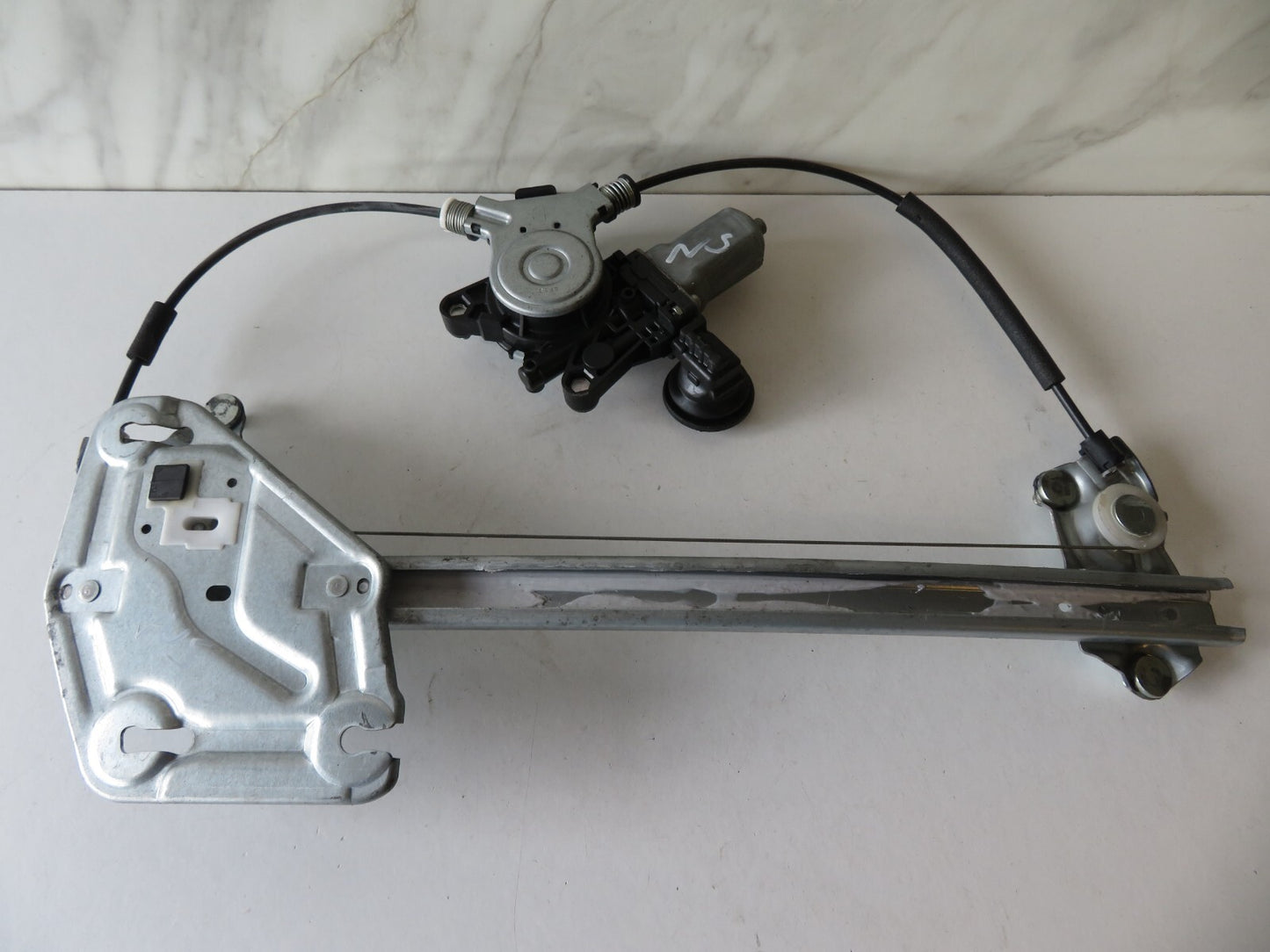 MAZDA MX5 MK3 NS PASSENGER WINDOW REGUALTOR  2005-2008 AMS1525