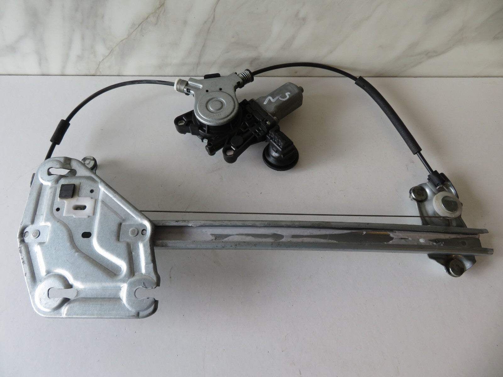 MAZDA MX5 MK3 NS PASSENGER WINDOW REGUALTOR  2005-2008 AMS1525