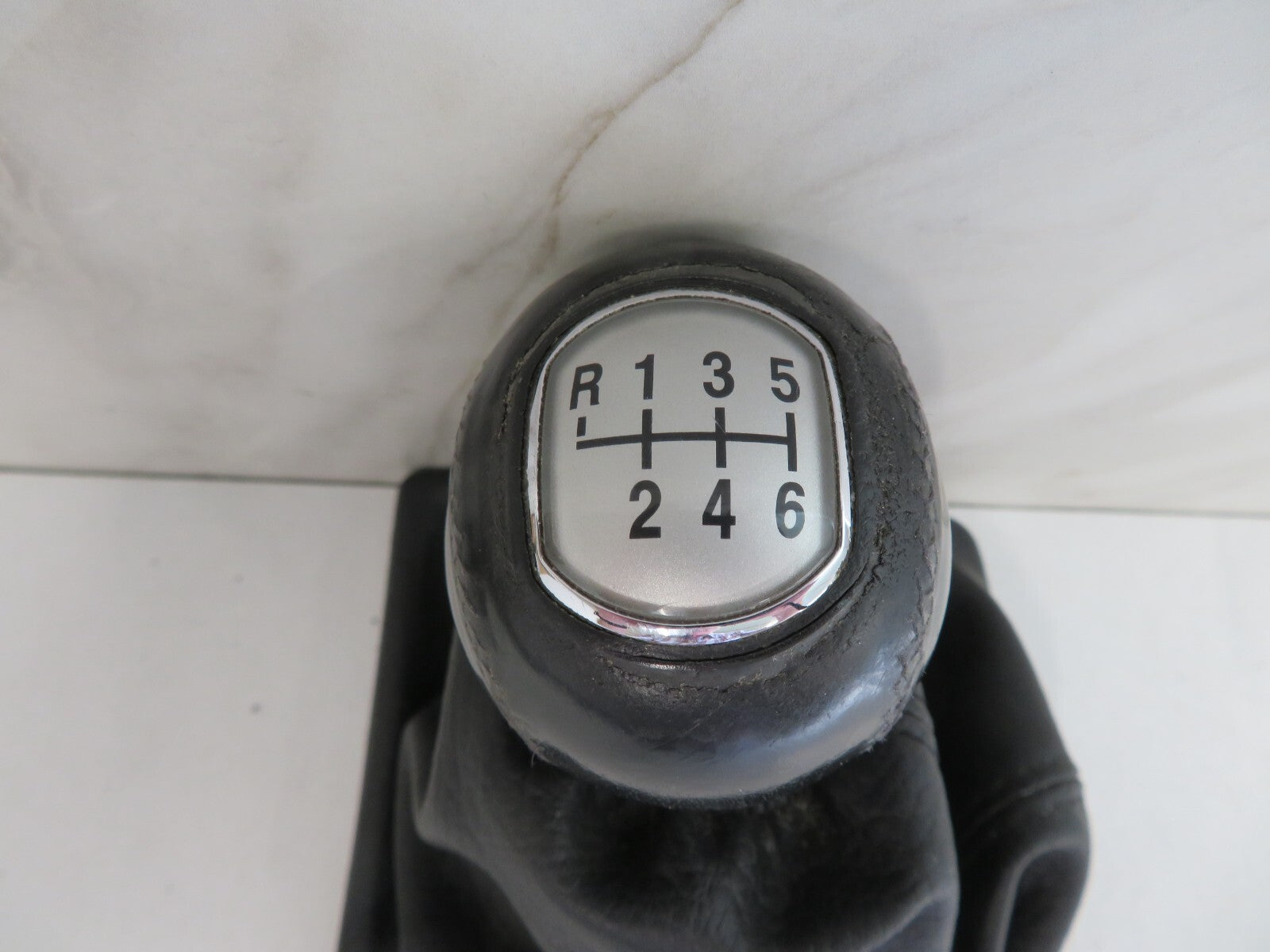 FORD FOCUS CC GEAR GAITOR SURROUND TRIM WITH KNOB 2006-2010 AM1222-10