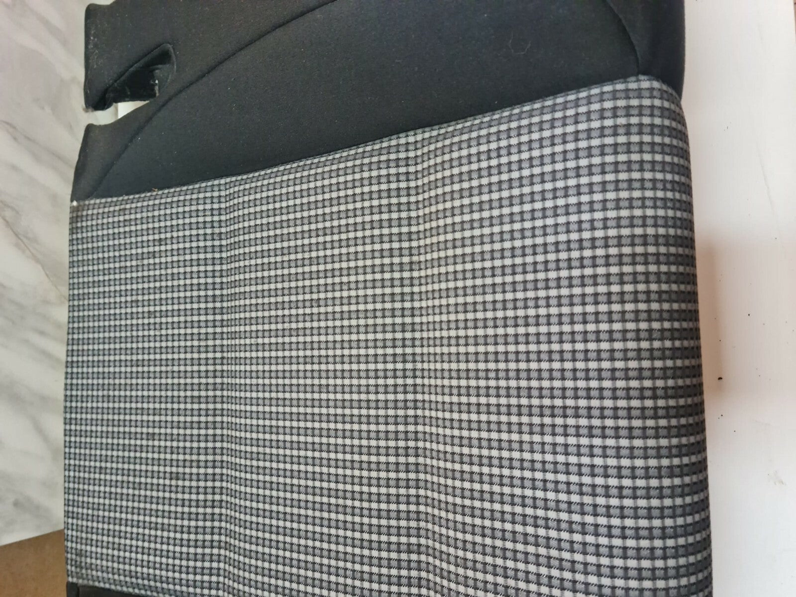 VOLKSWAGEN VW EOS REAR CLOTH SEAT BASE 06-10 HW09 