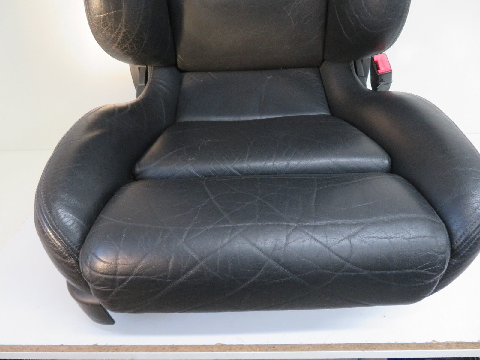 AUDI A8 D2 LEATHER RECARO DRIVER FRONT SEAT  1998-2002