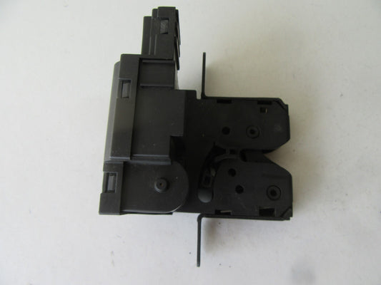 RENAULT SCENIC MK1 TAILGATE BOOT RELEASE SWITCH 8200000894 1999-2003 AMS1418