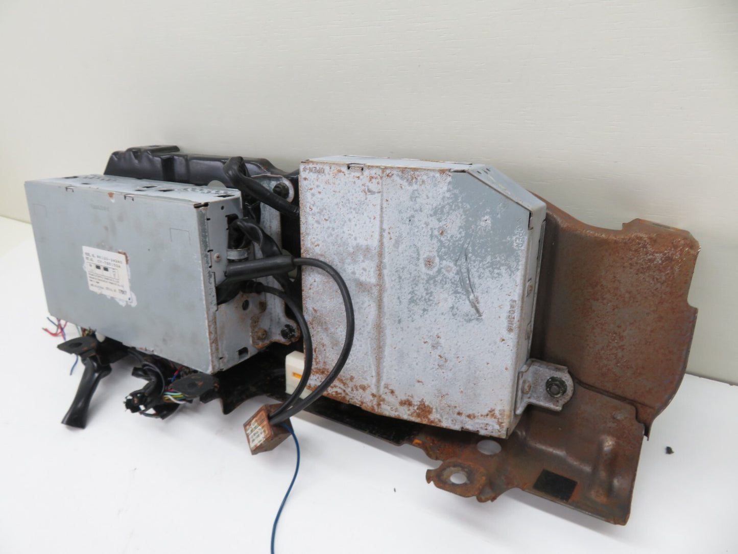 TOYOTA LEXUS SOARER RADIO STEREO AMPLIFIER 86120-24240 1991-1999 1321-1