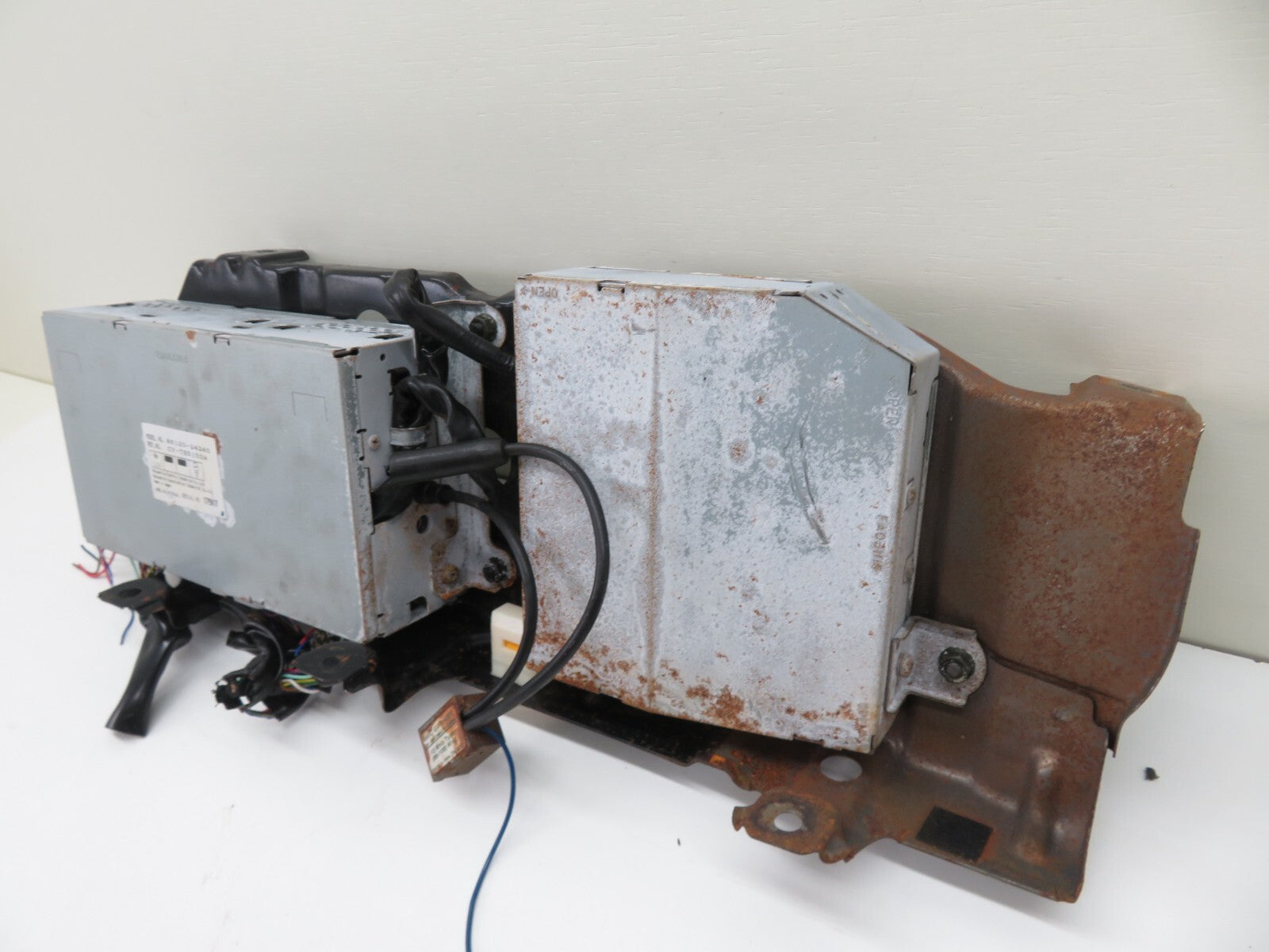 TOYOTA LEXUS SOARER RADIO STEREO AMPLIFIER 86120-24240 1991-1999 1321-1