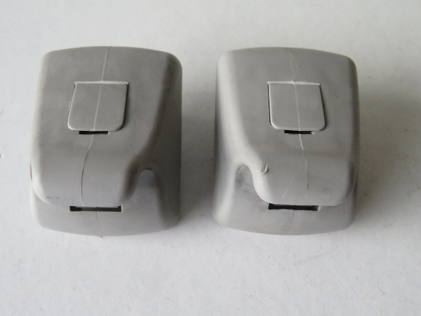 FORD GALAXY MK3 SUN VISOR CLIPS PAIR LEFT AND RIGHT 2007-2010 AMS1632