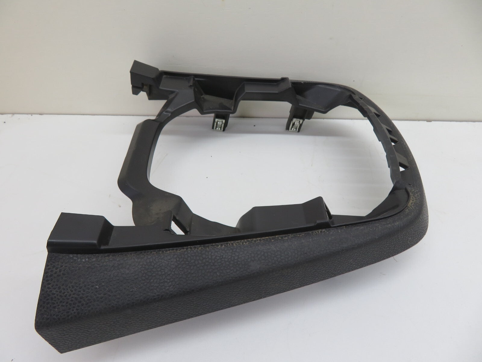 FORD FIESTA MK7 ST180 GEAR SELECTOR SURROUND TRIM 2013-2017 1402-2