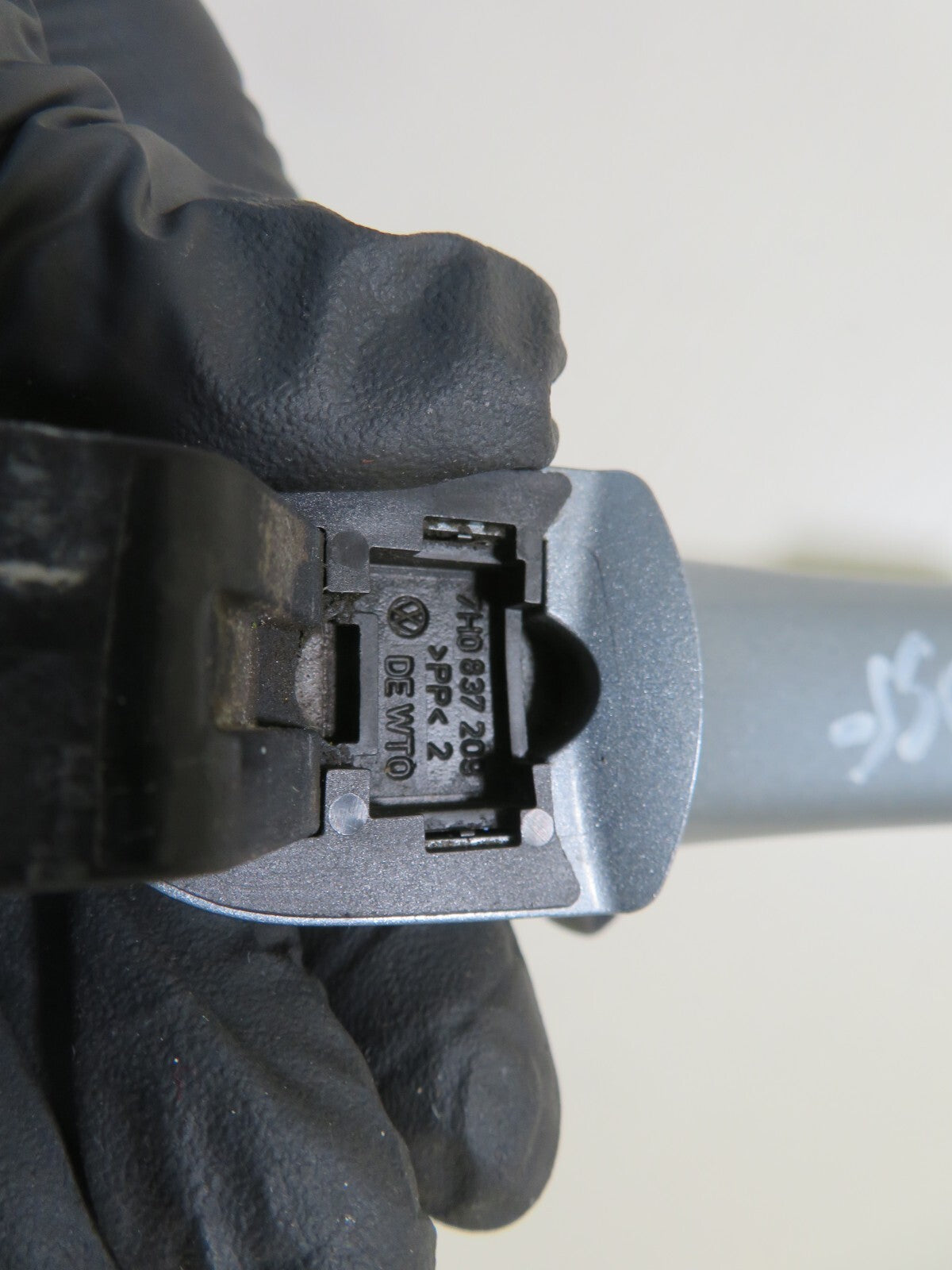 VOLKSWAGEN VW TOURAN OSF EXTERIOR DOOR HANDLE LR7N 2003-2009 1701-13