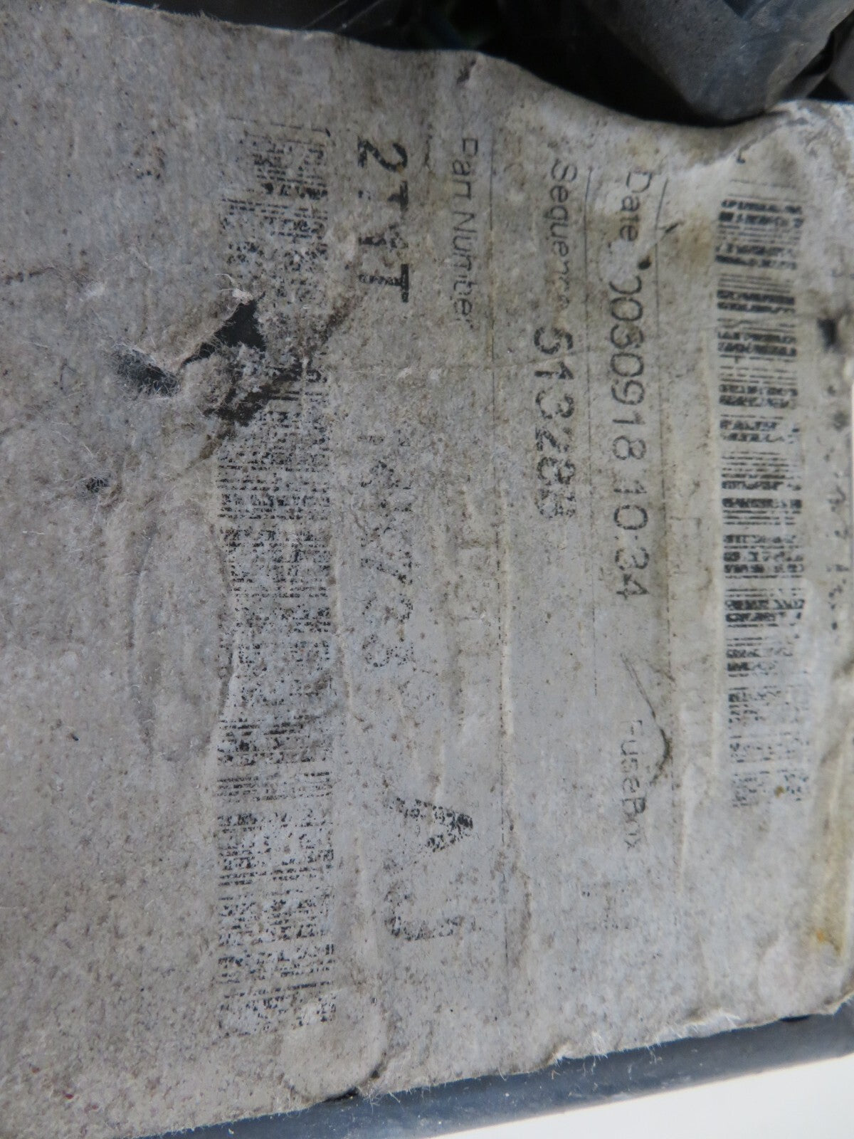 FORD TRANSIT CONNECT 1.8 TDCI ENGINE BAY FUSE BOX 2T1A14A067AD 2002-2006 A1327-3