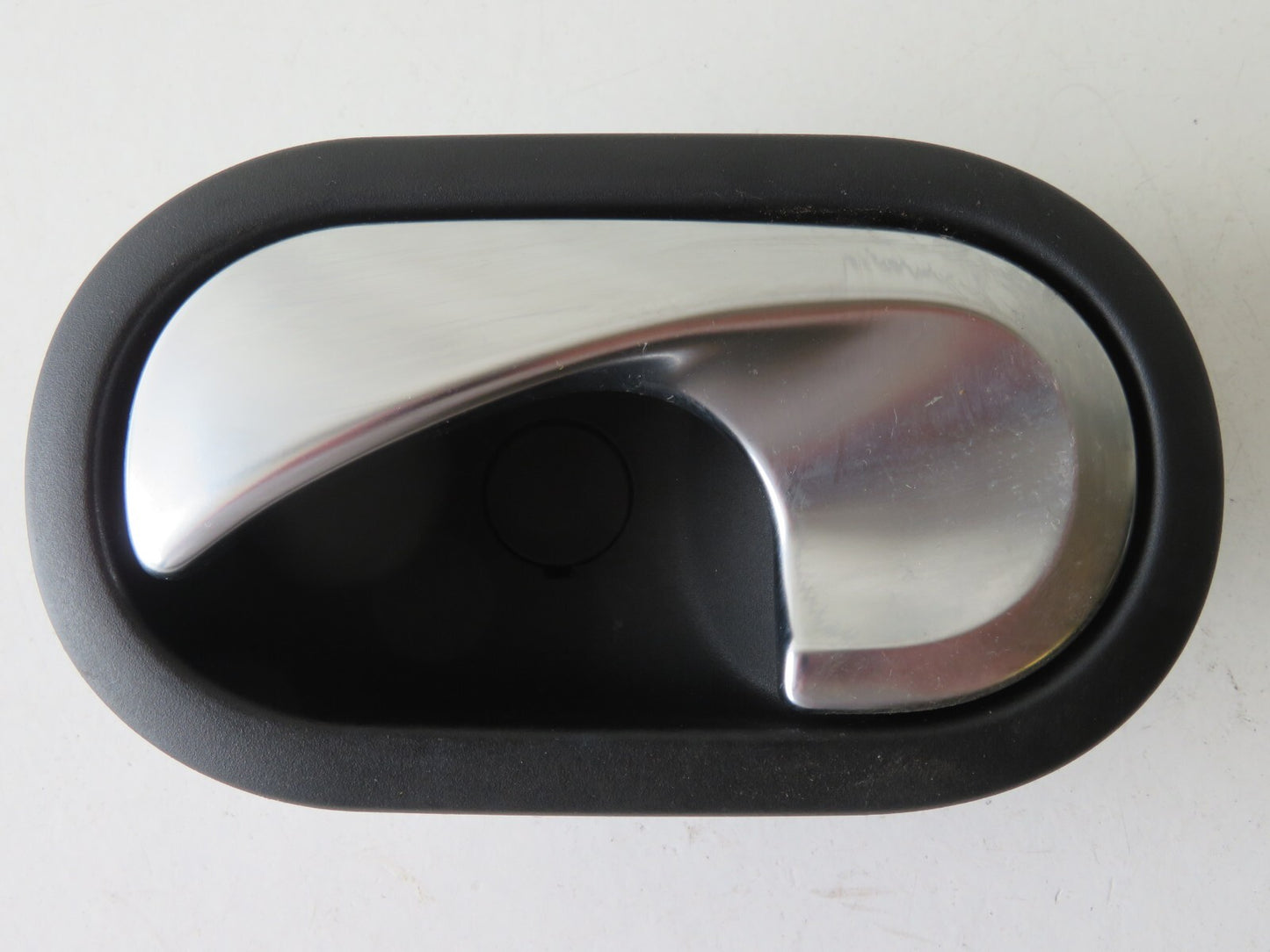 RENAULT TWINGO NSF PASSENGER INTERIOR DOOR HANDLE 2014-2017 AMS1558