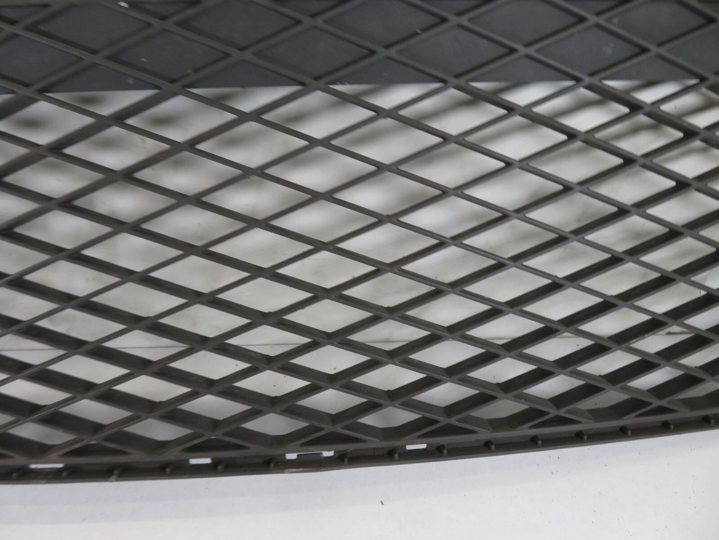 FORD FOCUS CC CONVERTIBLE FRONT GRILL 5M5J-17K945-AB 2006-2010