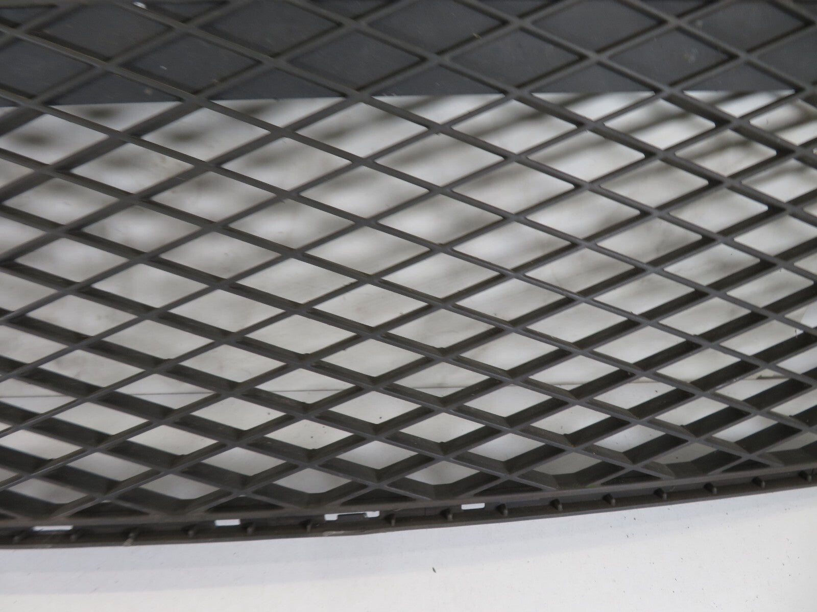 FORD FOCUS CC CONVERTIBLE FRONT GRILL 5M5J-17K945-AB 2006-2010