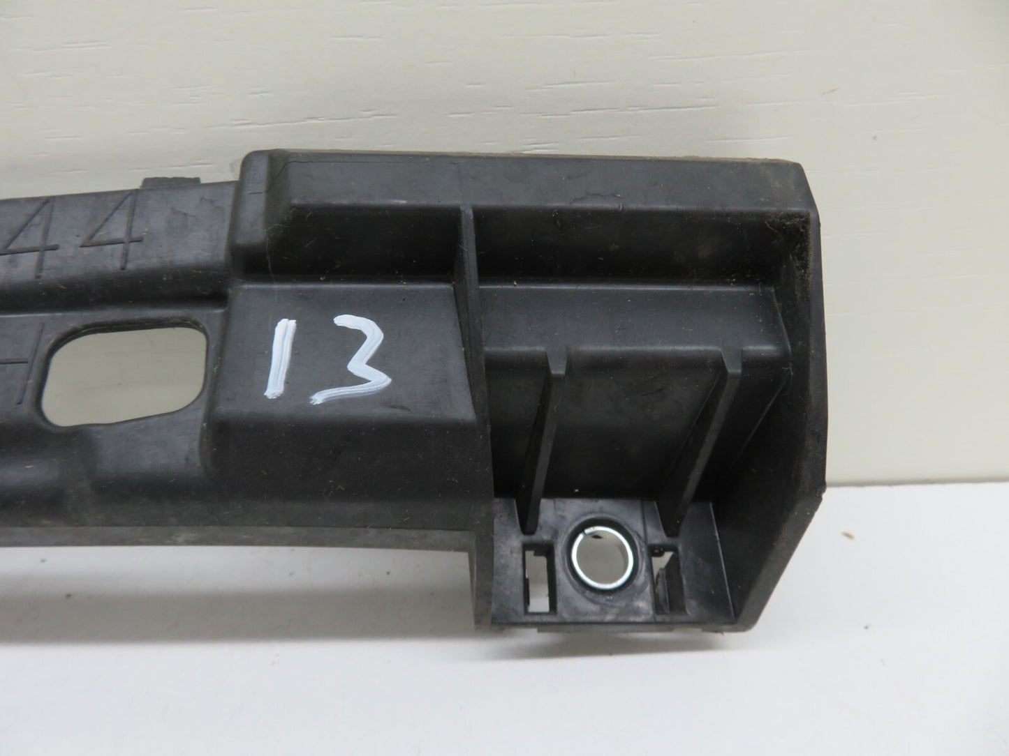 MAZDA CX7 OS DRIVER RIGHT FRONT BUMPER BRACKET EH4450151 2008-2012 1414-13