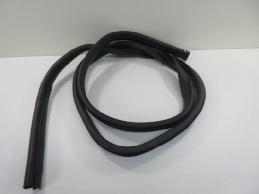 FORD C-MAX NSF PASSENGER FRONT RUBBER DOOR SEAL (ON BODY) 2006-2010 1511-1