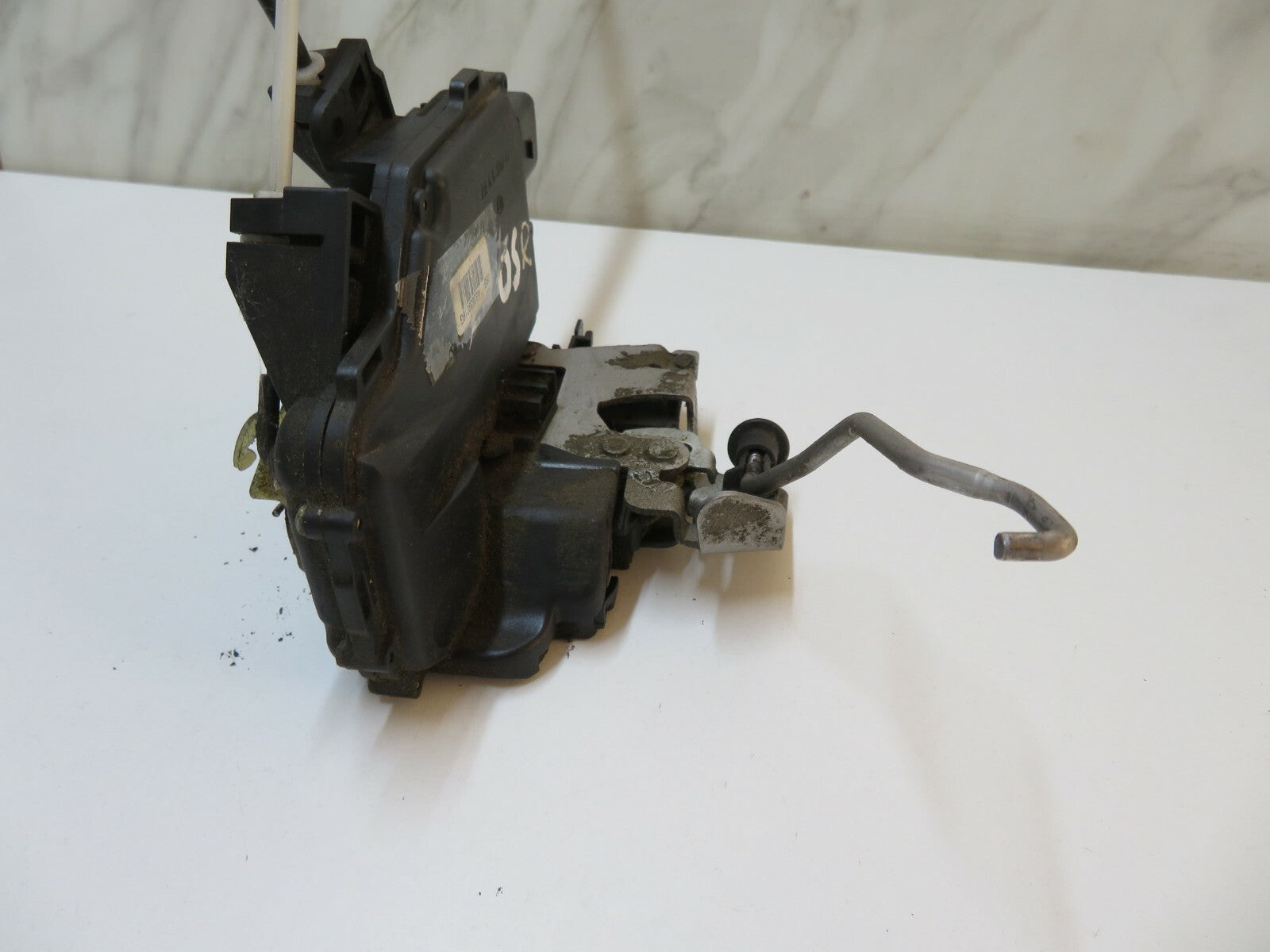 AUDI A6 C5 ALL ROAD OSR DOOR LOCK CATCH 4B0839016G 1998-2003 REFB5