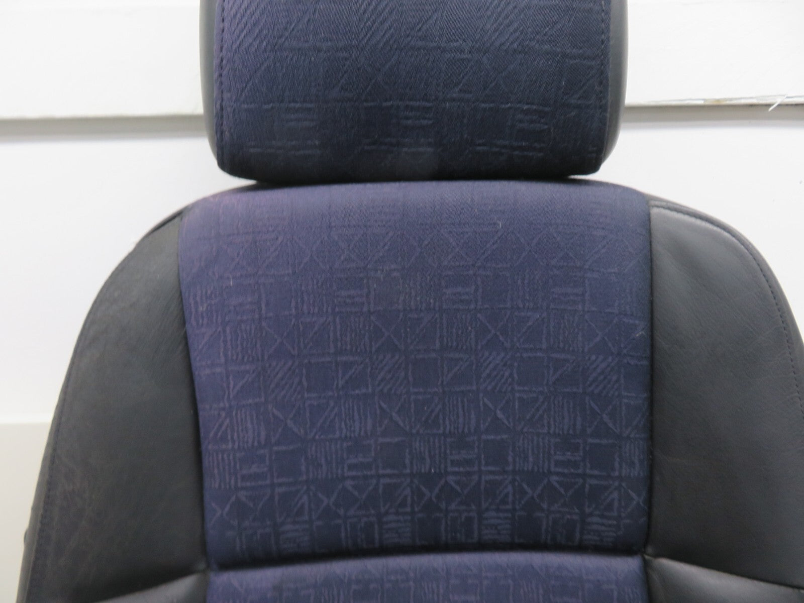 BMW E36 CONVERTIBLE COUPE OS DRIVER HALF LEATHER SEAT (SEE PHOTOS) 1990-1998