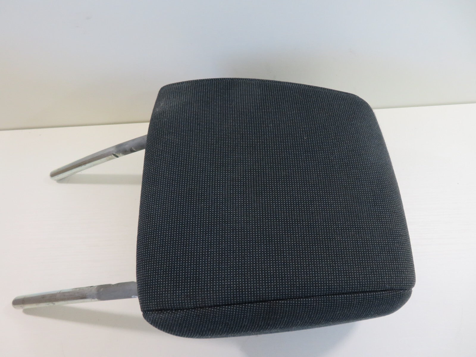 FORD FIESTA MK7 FRONT CLOTH HEAD REST 2009-2012 1351-8