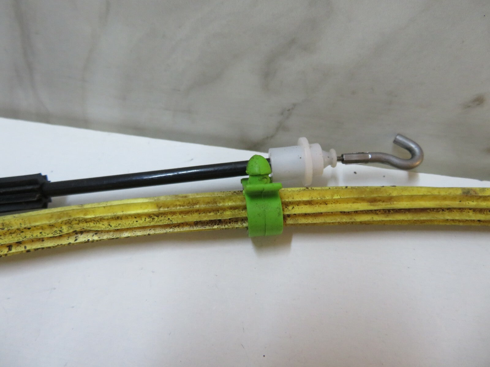 AUDI A6 C5 ALL ROAD OSR DOOR LOCK CATCH 4B0839016G 1998-2003 REFB5-2