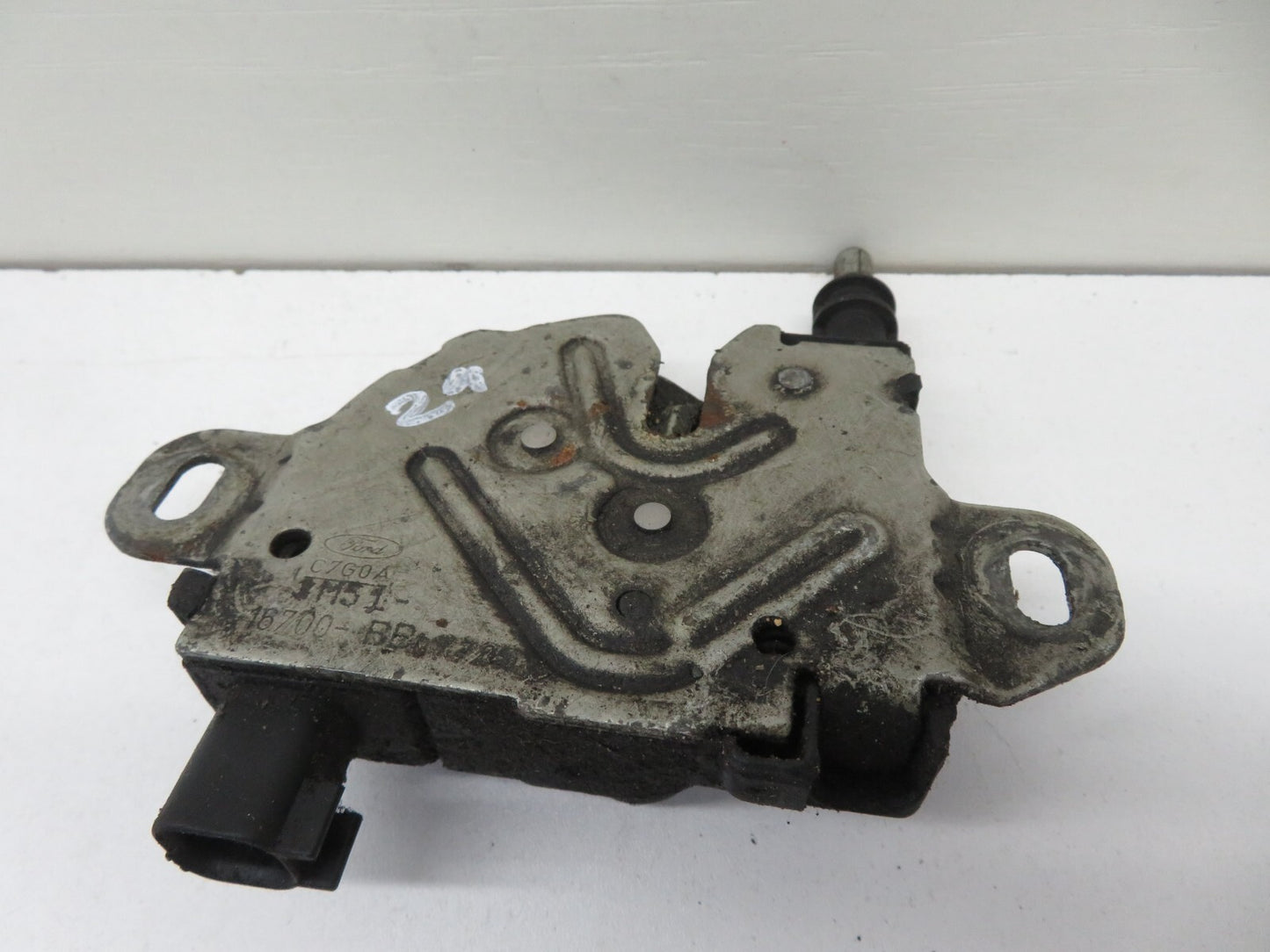 FORD FOCUS ST BONNET LOCK CATCH 2006-2010 1299-29