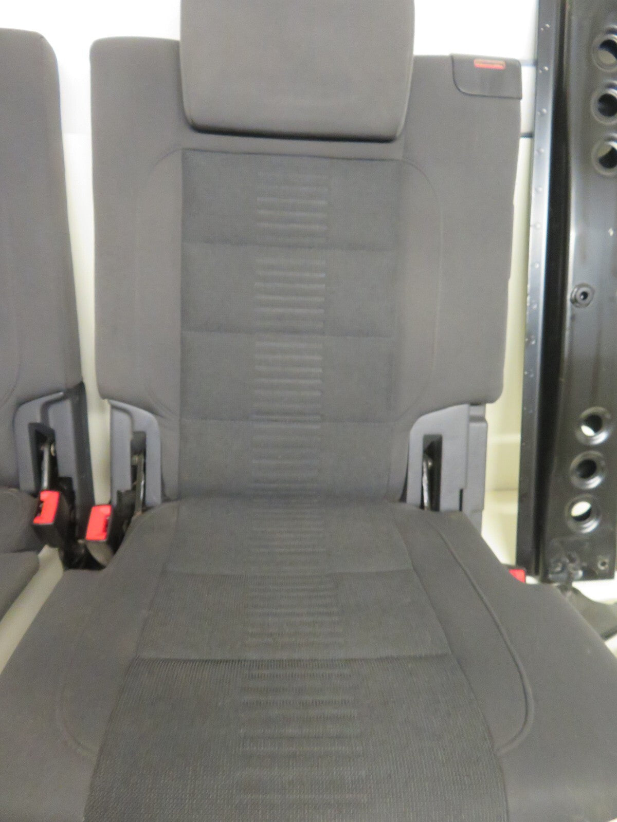 VOLKSWAGEN VW TOURAN REAR THIRD ROW CLOTH SEATS CADDY 2K 2003-2009