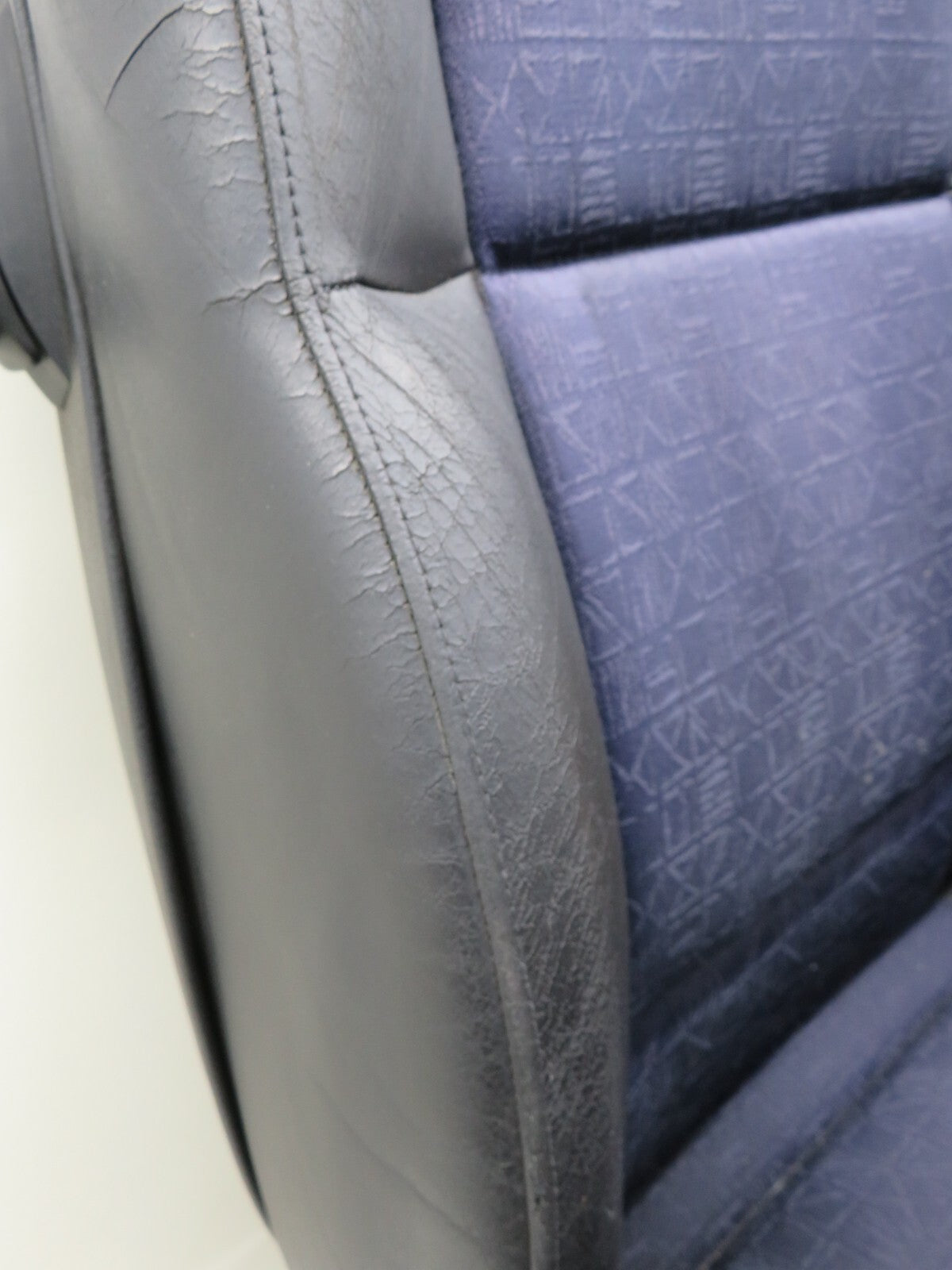 BMW E36 CONVERTIBLE COUPE OS DRIVER HALF LEATHER SEAT (SEE PHOTOS) 1990-1998