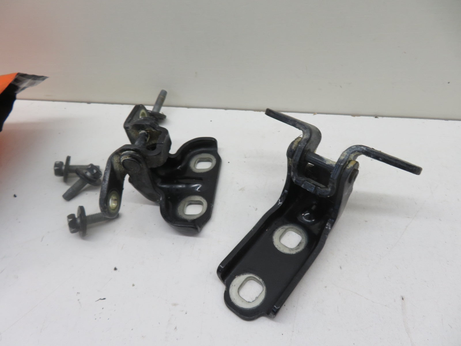 VAUXHALL MOKKA NSR REAR PASSENGER DOOR HINGES BLACK 2012-2016 1739-16