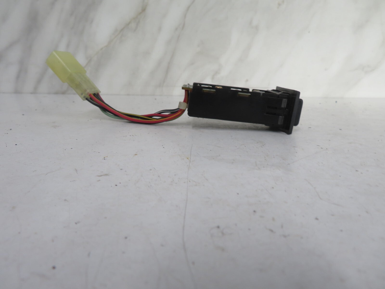 SUZUKI SWIFT GLS REAR WINDSCREEN WIPER SWITCH 1988-2002 1439-14