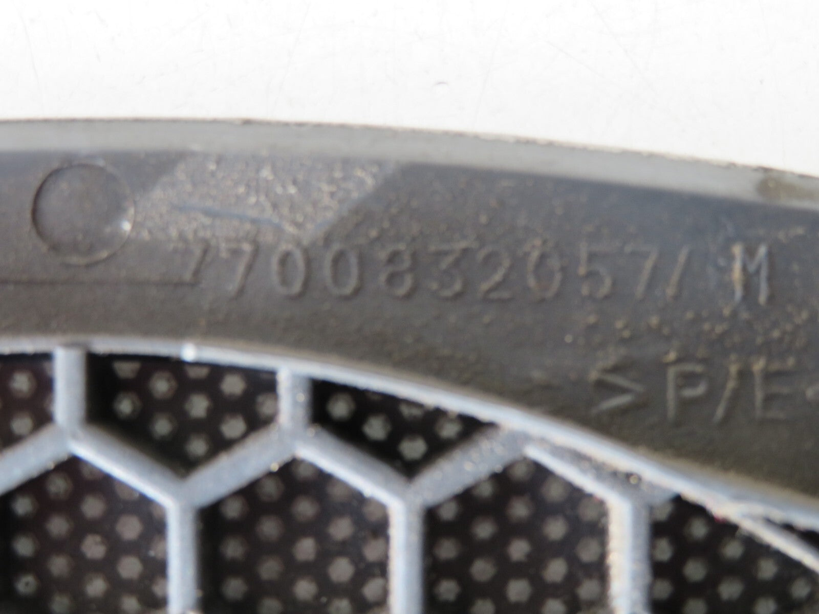 RENAULT MEGANE DOOR SPEAKER TRIM 7700832057 1999-2002 AMS1548-2