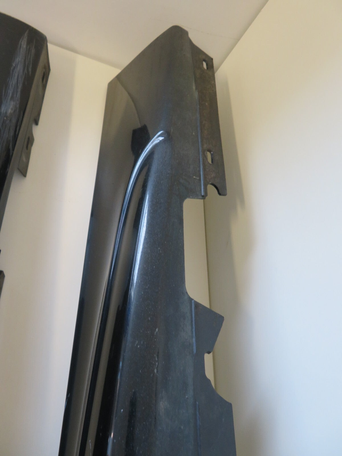 BMW 1 SERIES E82 E88 M SPORT SIDE SKIRTS PAIR BLACK 2005-2011 (SEE PHOTOS)