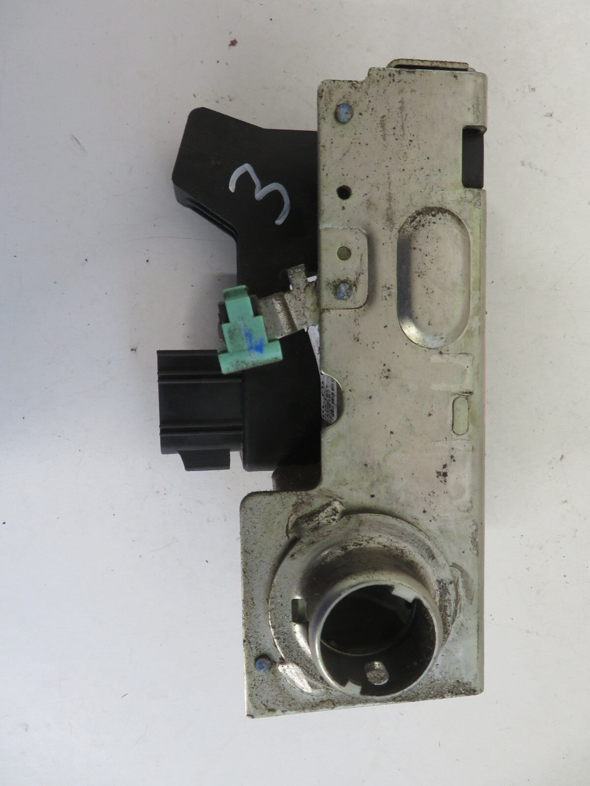 FORD TRANSIT CONNECT NS PASSENGER DOOR LOCK CATCH 2T1AV21813BE 2002-2006 A1219-3