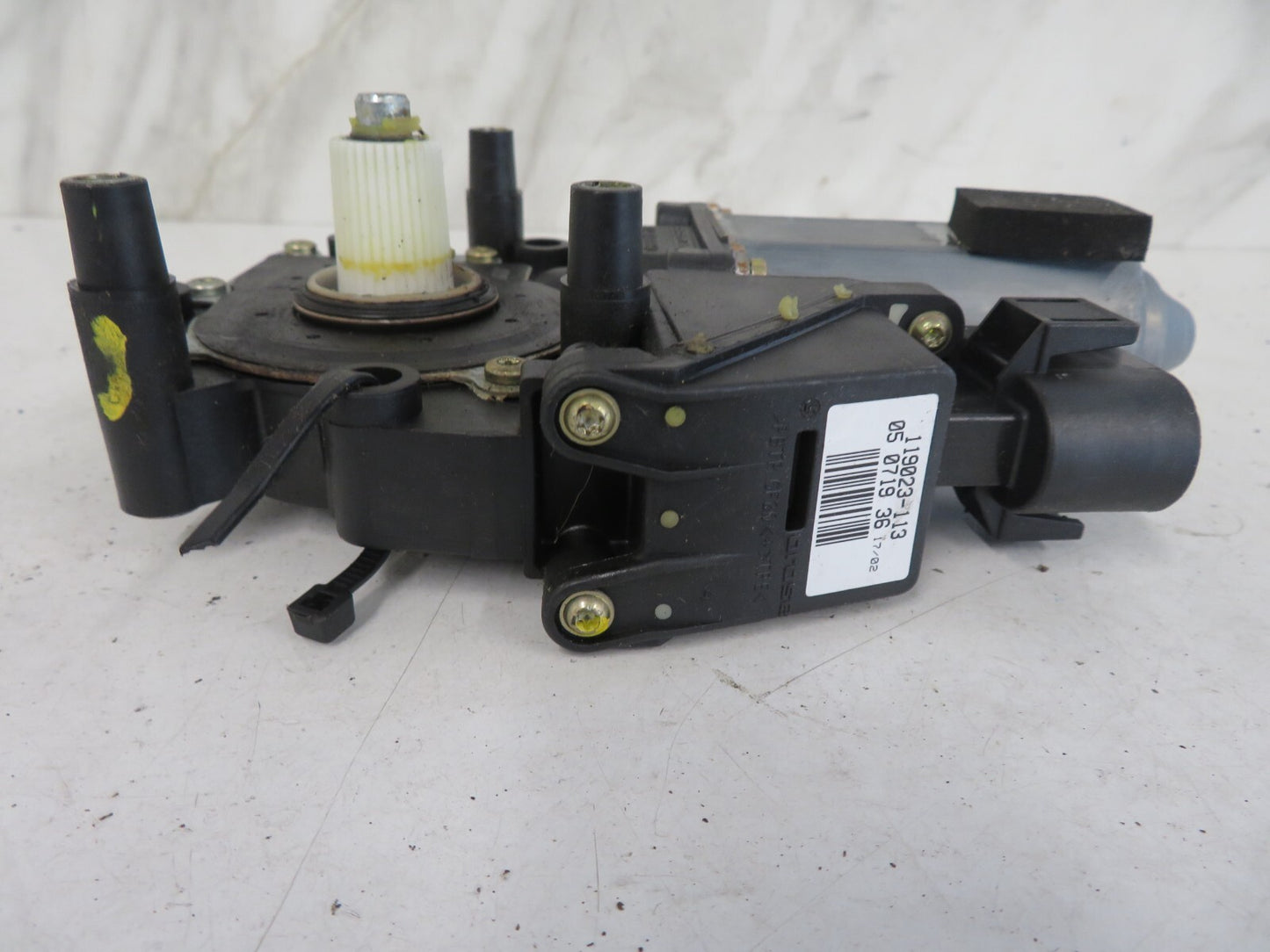 AUDI A8 D2 NSR WINDOW MOTOR 119023-13 1998-2002 1636-12