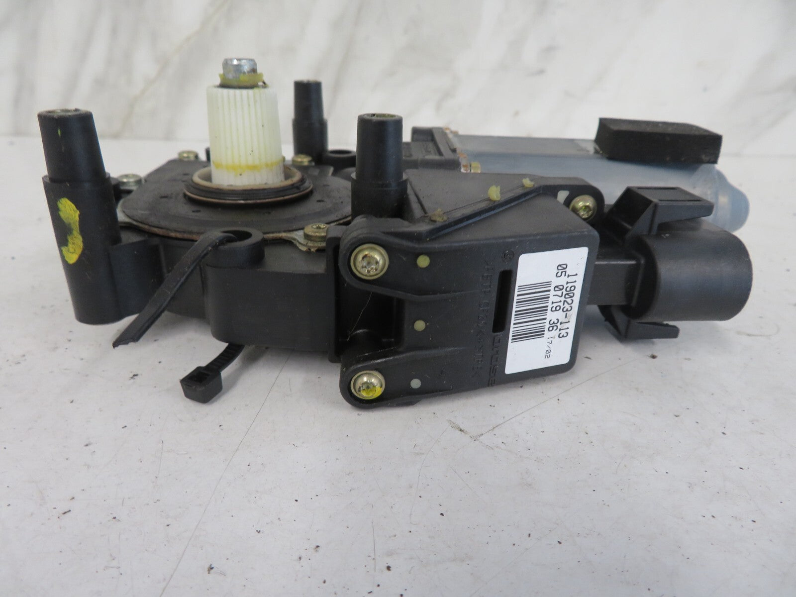 AUDI A8 D2 NSR WINDOW MOTOR 119023-13 1998-2002 1636-12
