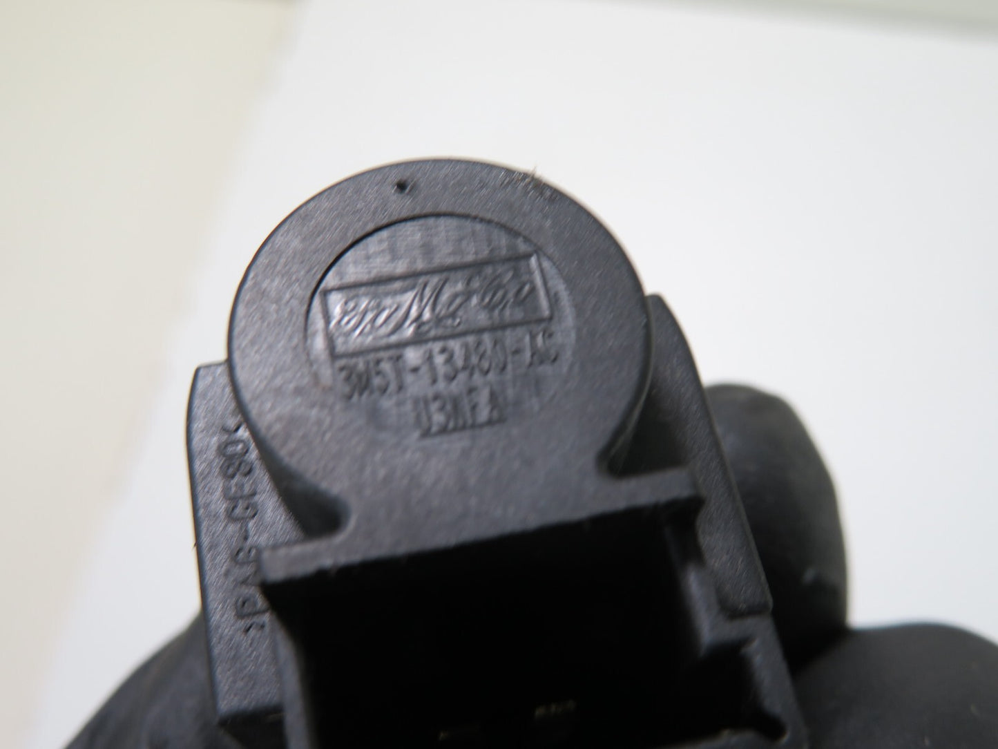 FORD C-MAX BRAKE LIGHT SWITCH 3M5T-13480-AC 2006-2010 1511-16