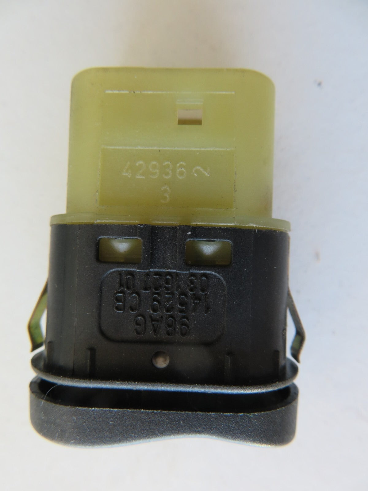FORD FOCUS MK1 REAR WINDOW SWITCH 1998-2005 AMS1304