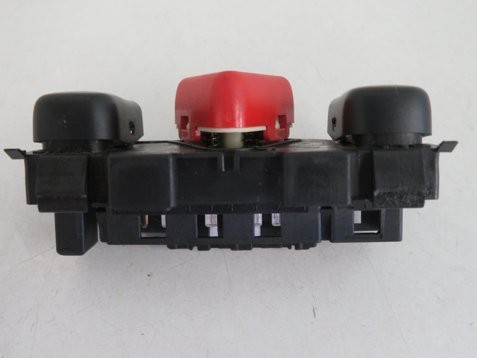 MERCEDES E CLASS W210 HAZARD WARNING SWITCH 2108201310 1995-2002 1129-14