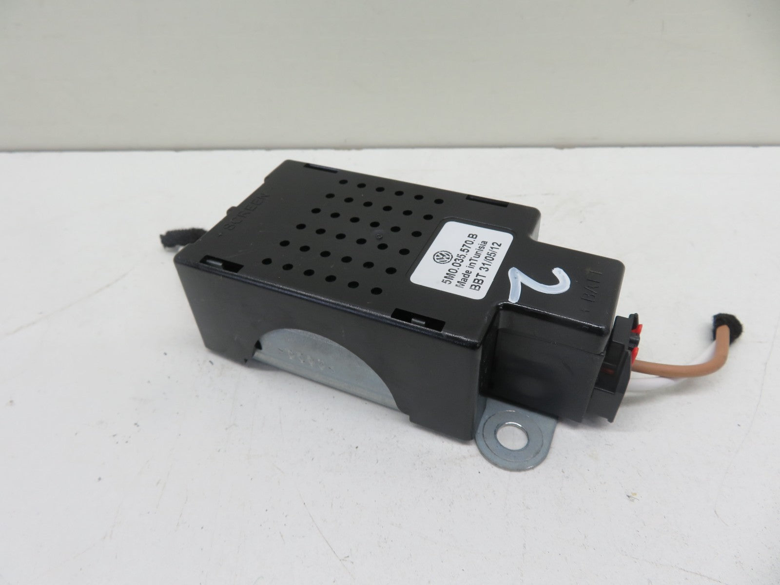 VW GOLF MK6 RADIO ANTENNA MODULE 5M0035570B 2009-2013 1546-2