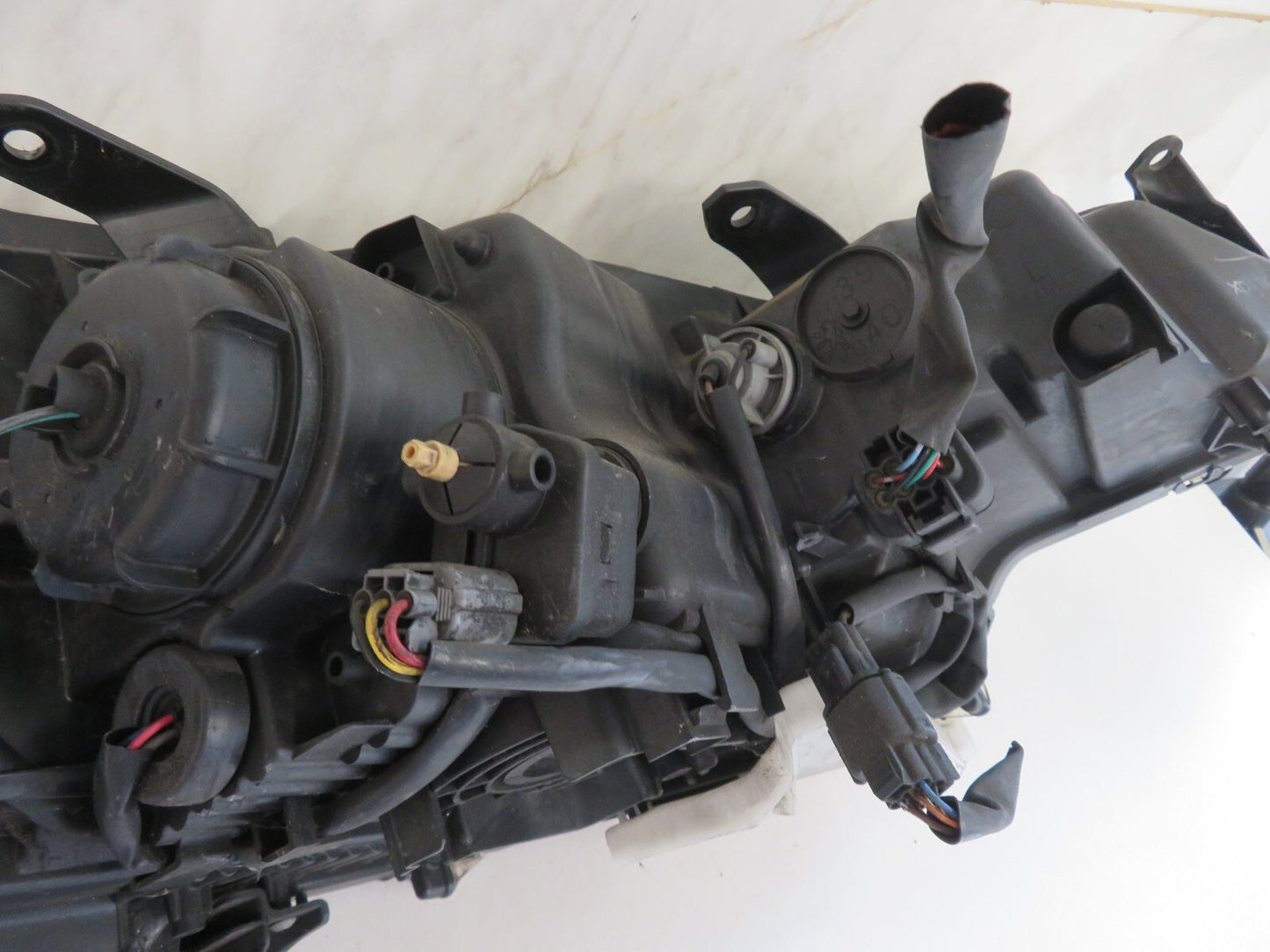 PEUGEOT 4007 NS XENON HEADLIGHT 2007-2012 BK1234