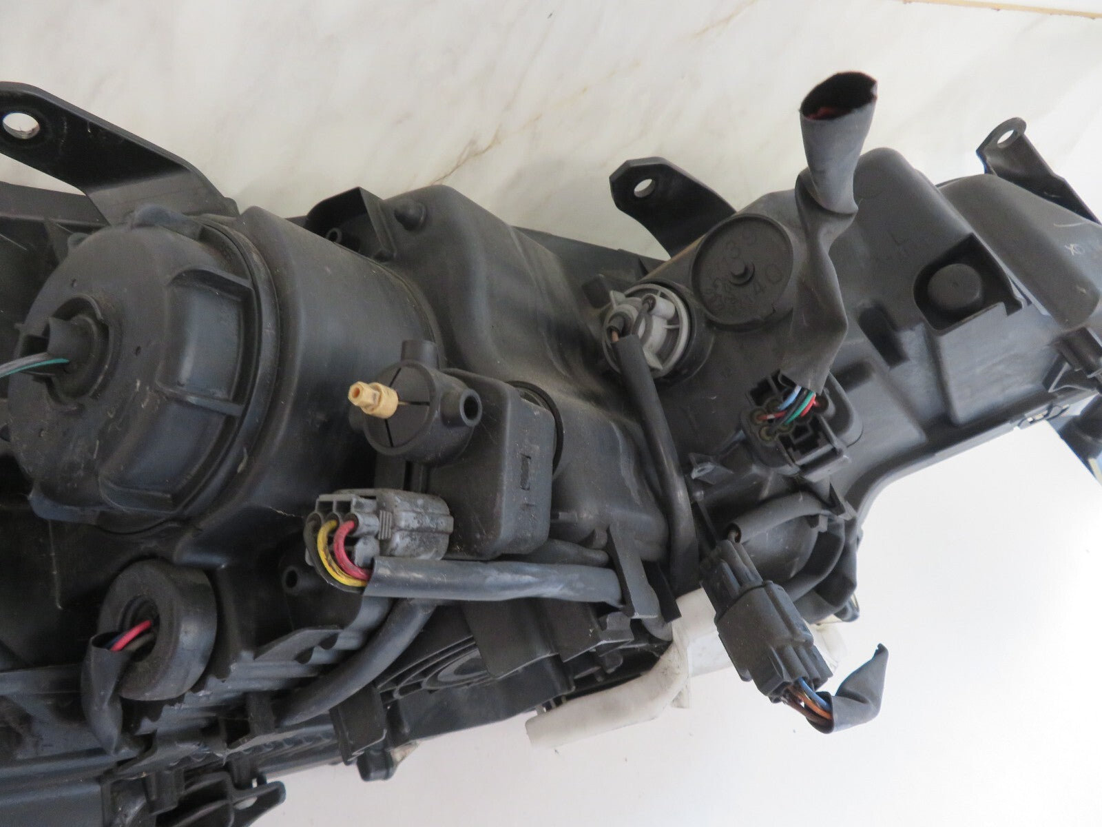 PEUGEOT 4007 NS XENON HEADLIGHT 2007-2012 BK1234