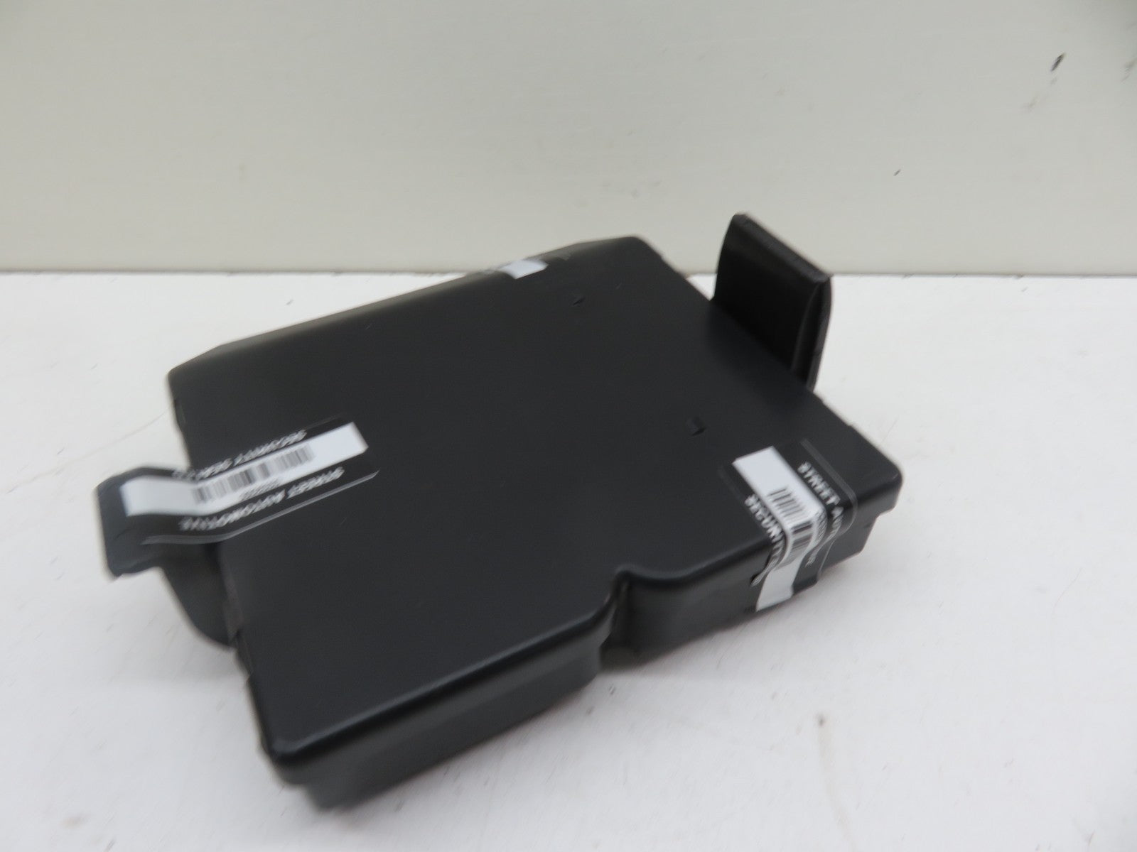 VAUXHALL INSIGNIA ESTATE TAILGATE CONTROL MODULE 20943475 2008-2016 1437-8