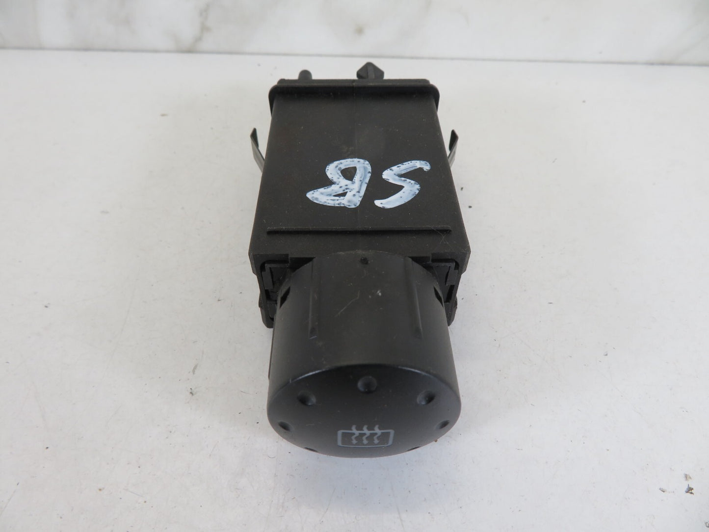 AUDI TT MK1 REAR WINDOW DEMIST SWITCH 8N0941503B 1998-2006 AMS1035-5B