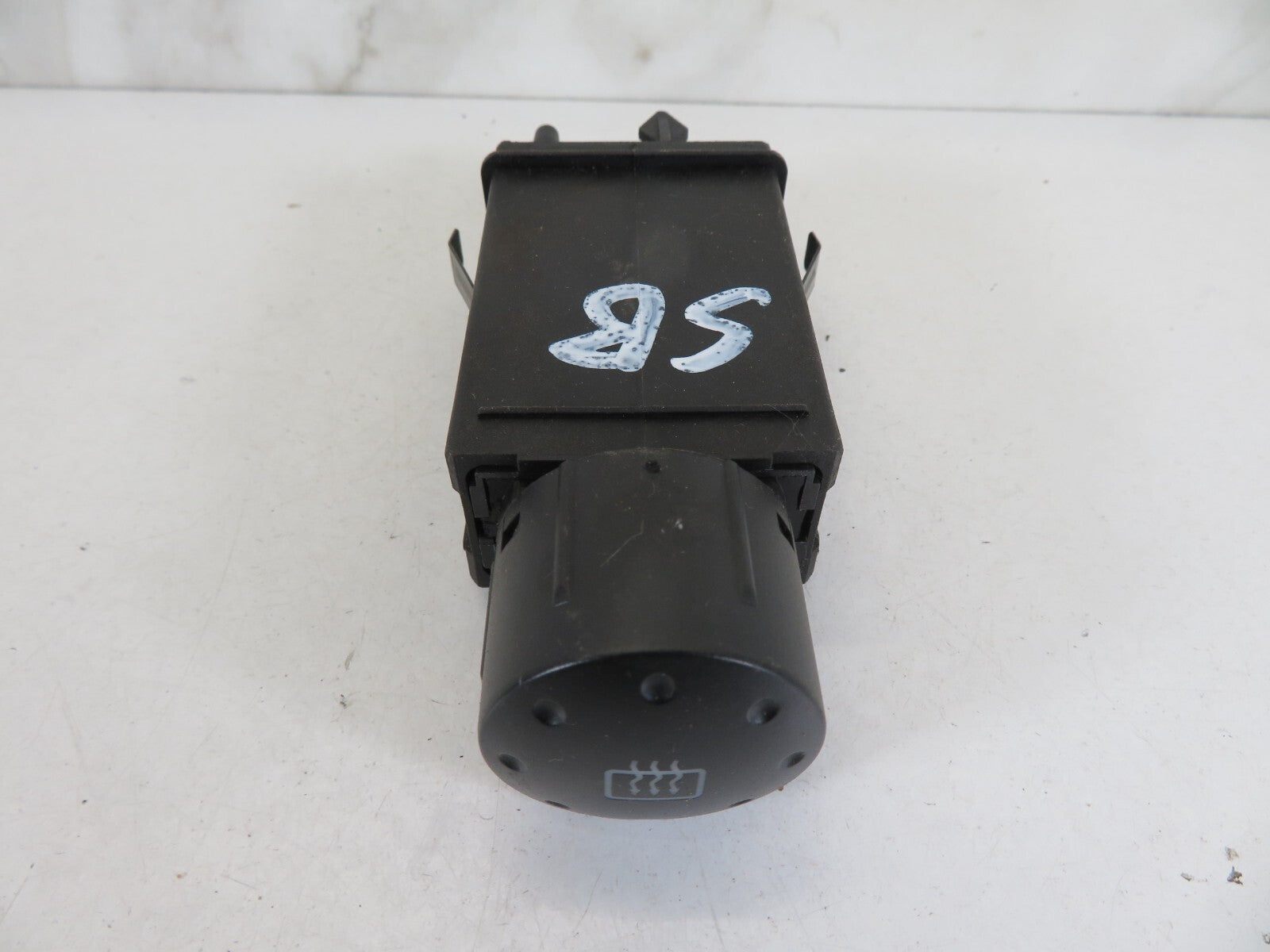 AUDI TT MK1 REAR WINDOW DEMIST SWITCH 8N0941503B 1998-2006 AMS1035-5B