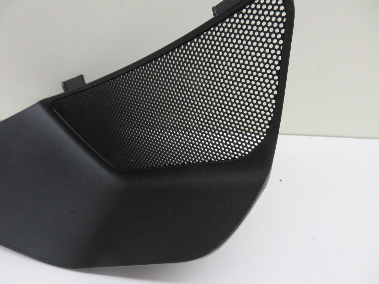 MAZDA CX7 NS PASSENGER SIDE REAR BOOT TRIM EG2168673 2008-2012 1414-3