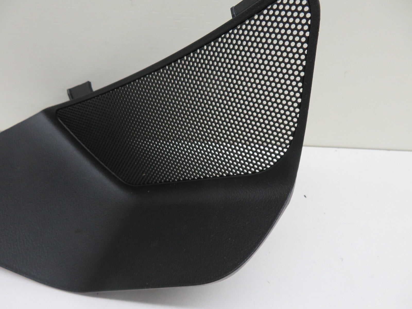 MAZDA CX7 NS PASSENGER SIDE REAR BOOT TRIM EG2168673 2008-2012 1414-3