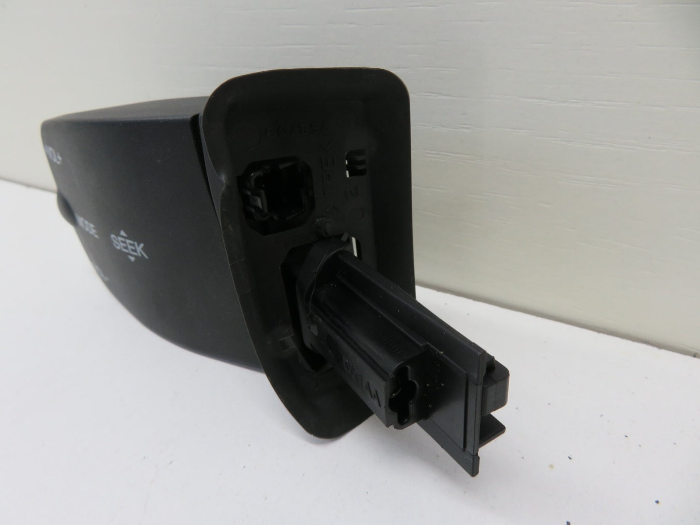 FORD FOCUS ST STEERING WHEEL VOLUME CONTROL SWITCHES 2006-2010 1299-19