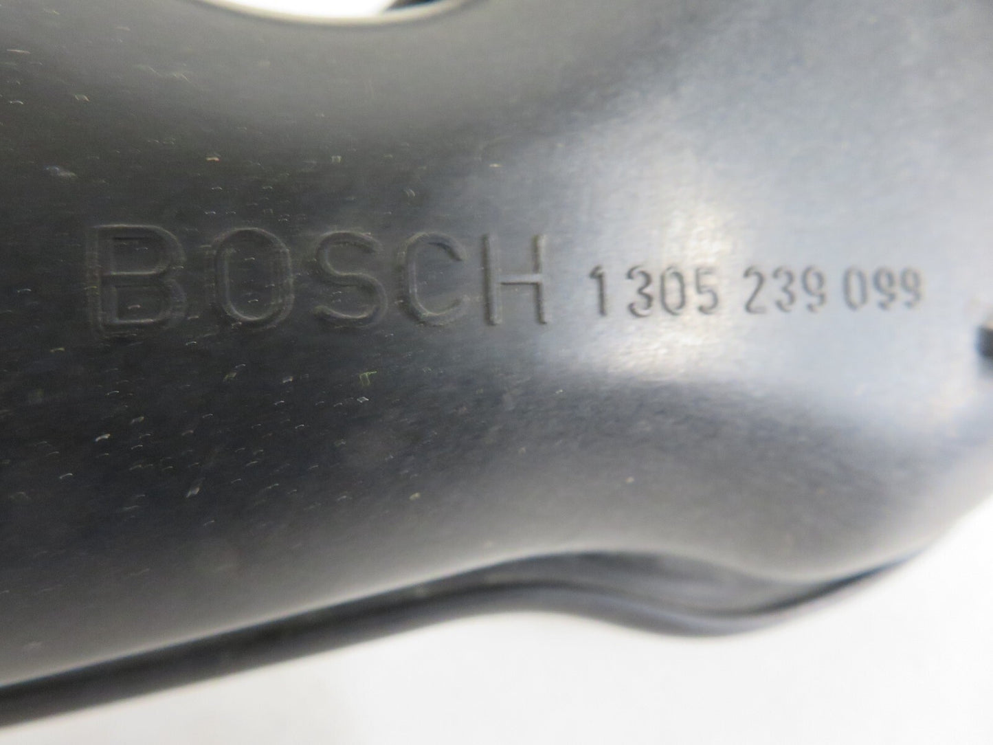 FORD PUMA NS HEADLIGHT BULB COVER 1305239099 1997-2002 1350-8