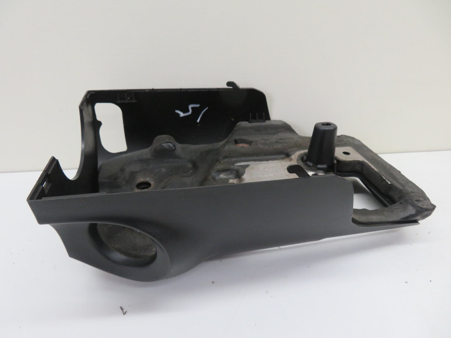 FORD FOCUS MK2 ST225 STEERING COLUMN LOWER TRIM 2006-2010 1330-15