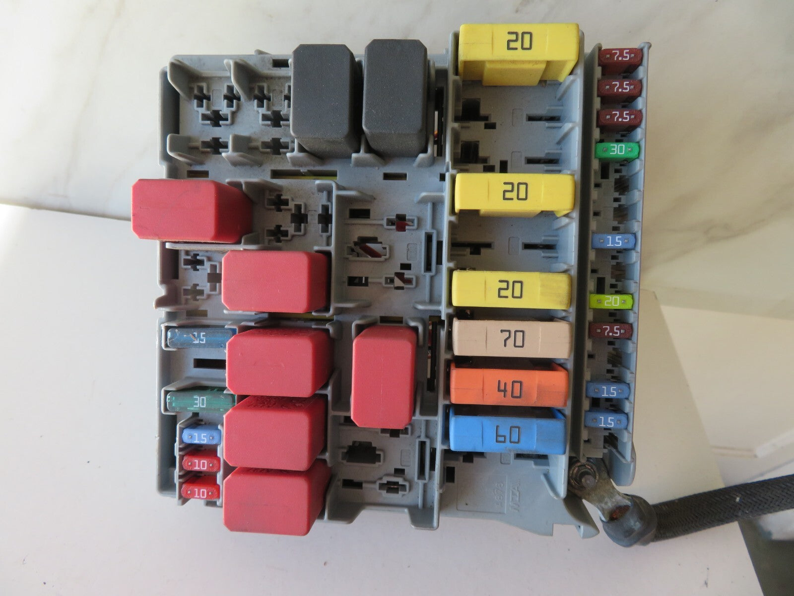 FORD KA 1.2 PETROL ENGINE BAY FUSE BOX 2008-2016 AMS1625