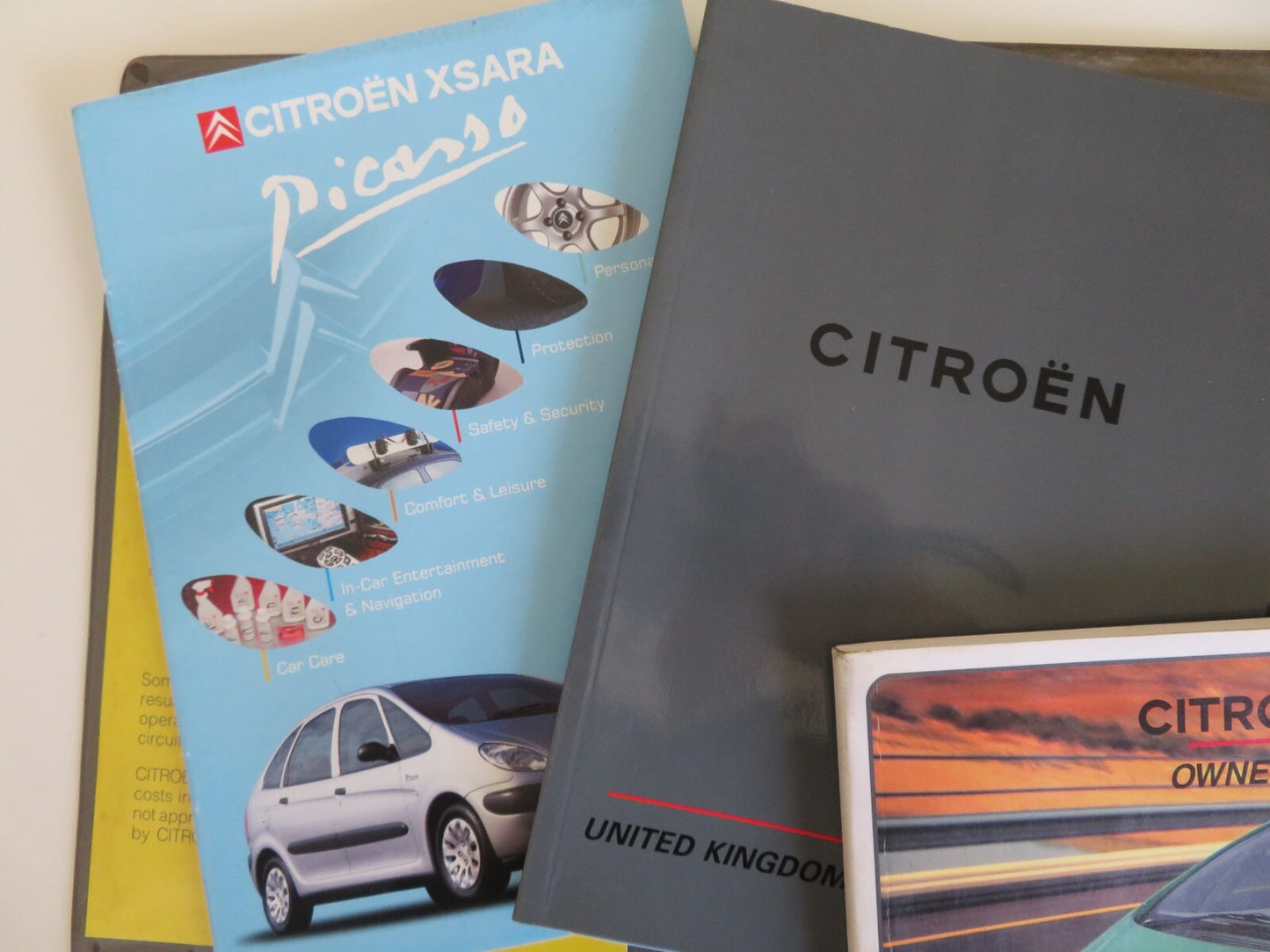 CITROEN XSARA PICASSO OWNERS MANUAL WITH FOLDER 1999-2004 HM2-2